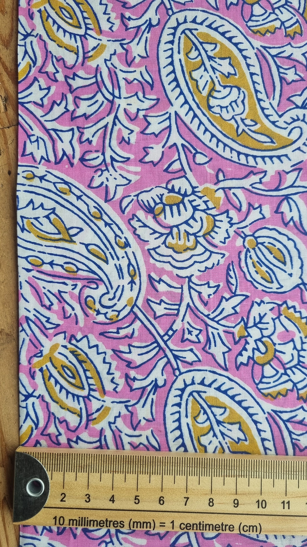 Thumbnail: INDIAN BLOCK PRINT - PINK PAISLEY - COTTON - 50CM
