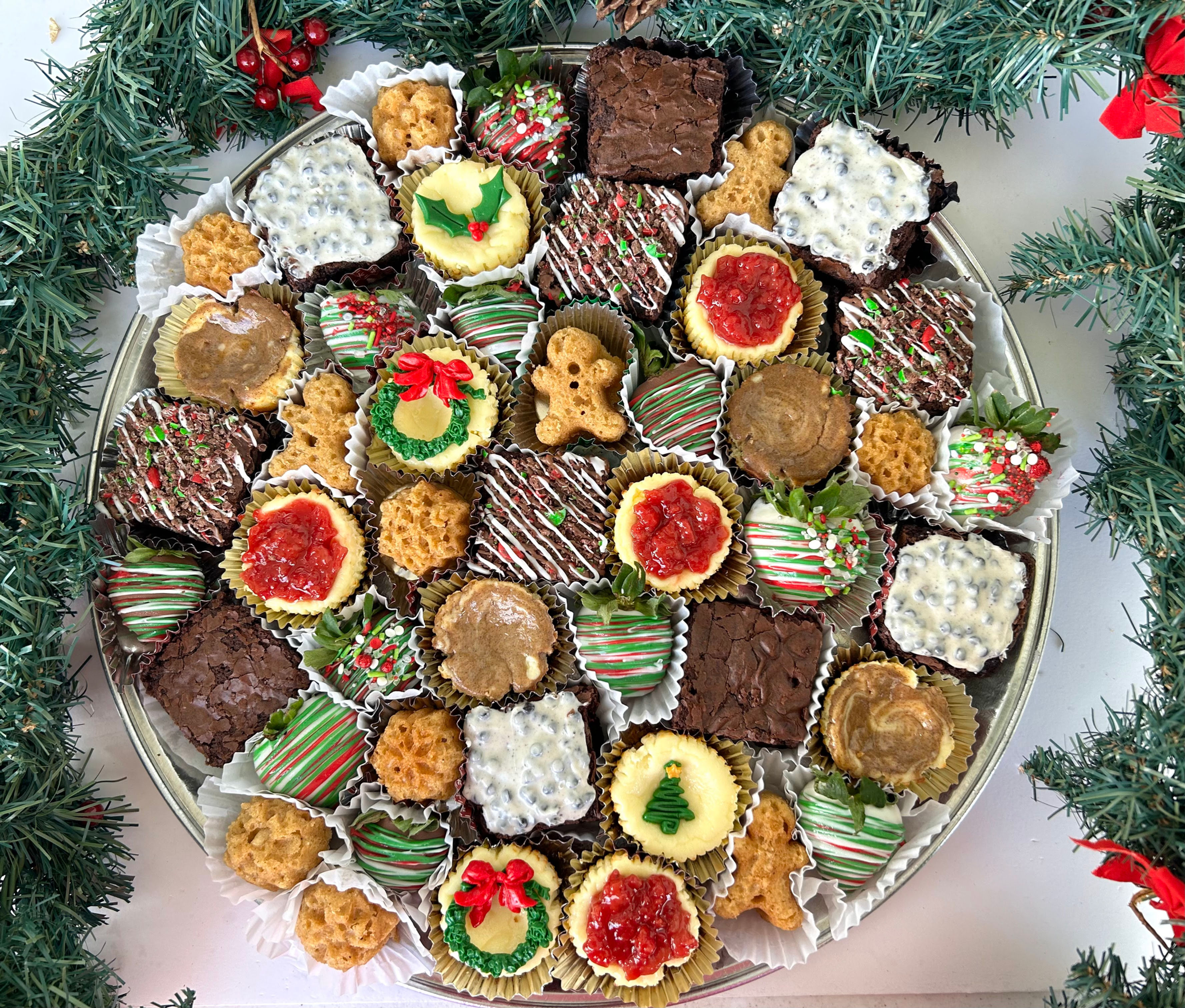 The Holly Jolly Platter