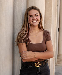 Headshot - Elyse Taubert.JPG