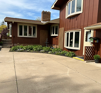 1 Front of house_2.jpg