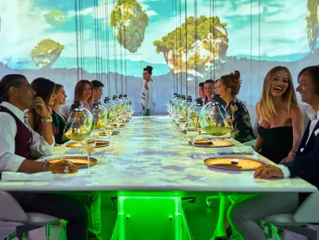 Immersive and Experiential: Eatertainment, AI Dining and the Global Theatre of Hospitality