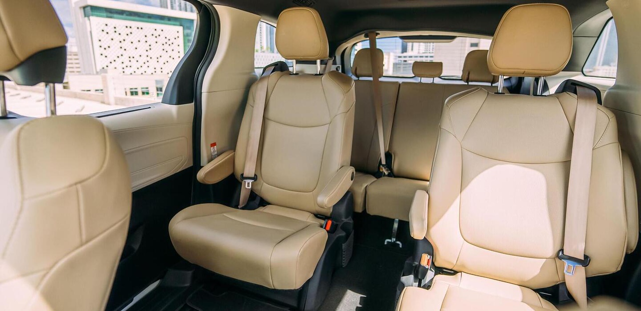 2021 Toyota Sienna, view 11