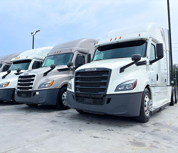 Freightliner-Semi-Trucks_edited.jpg