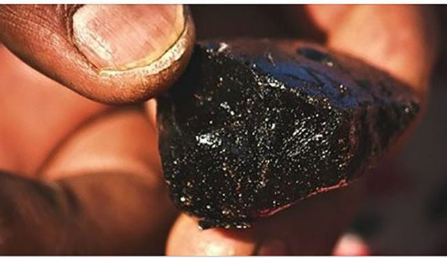 Se dice que este antíguo mineral del Himalaya puede restablecer completamente la salud física y ment