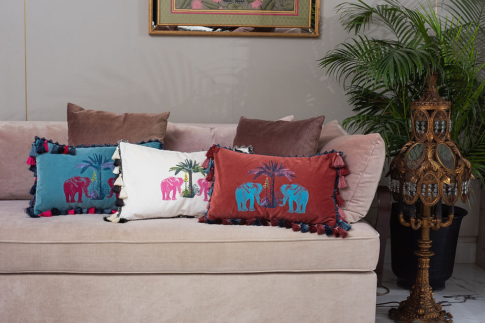 Thumbnail: Velvet cushions with tassels