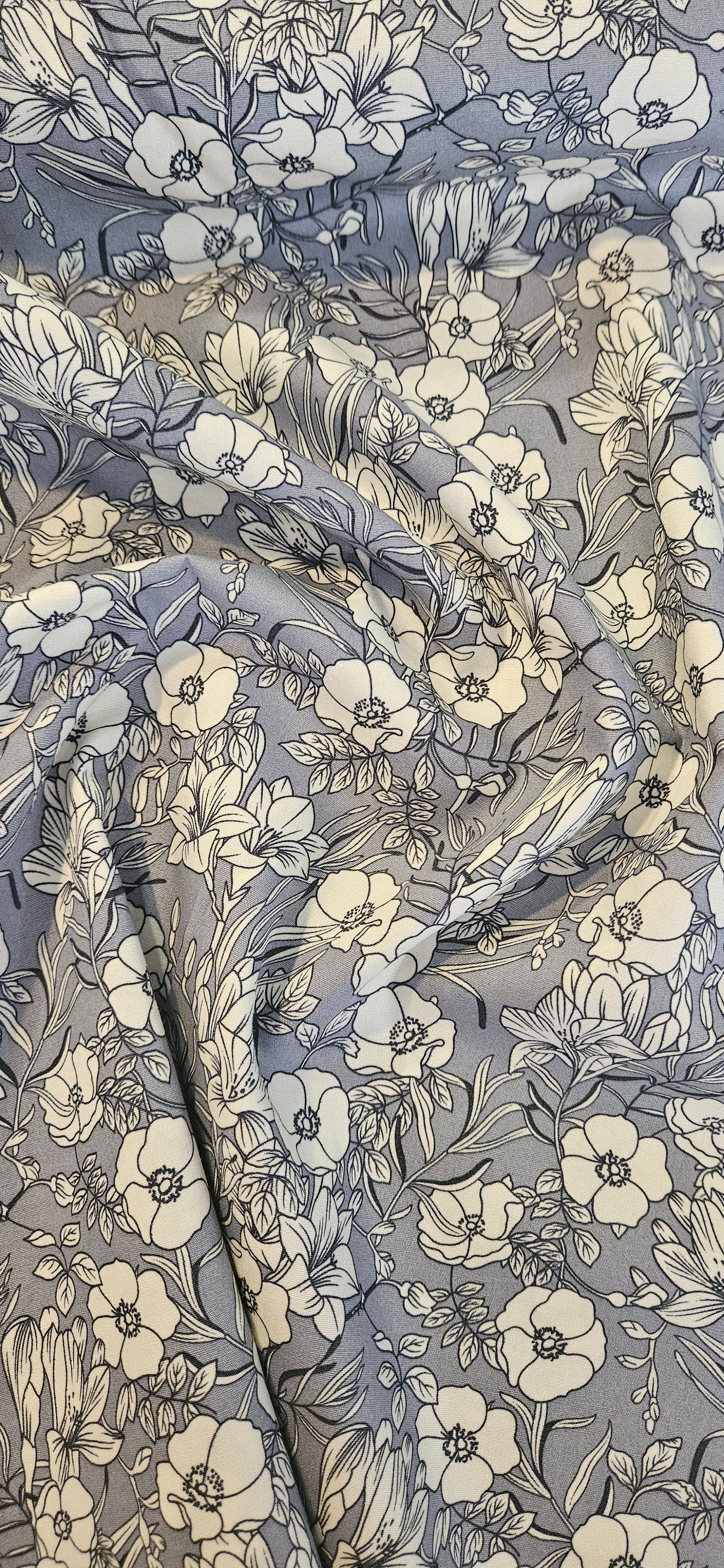 100% Cotton poplin Rose and Hubble