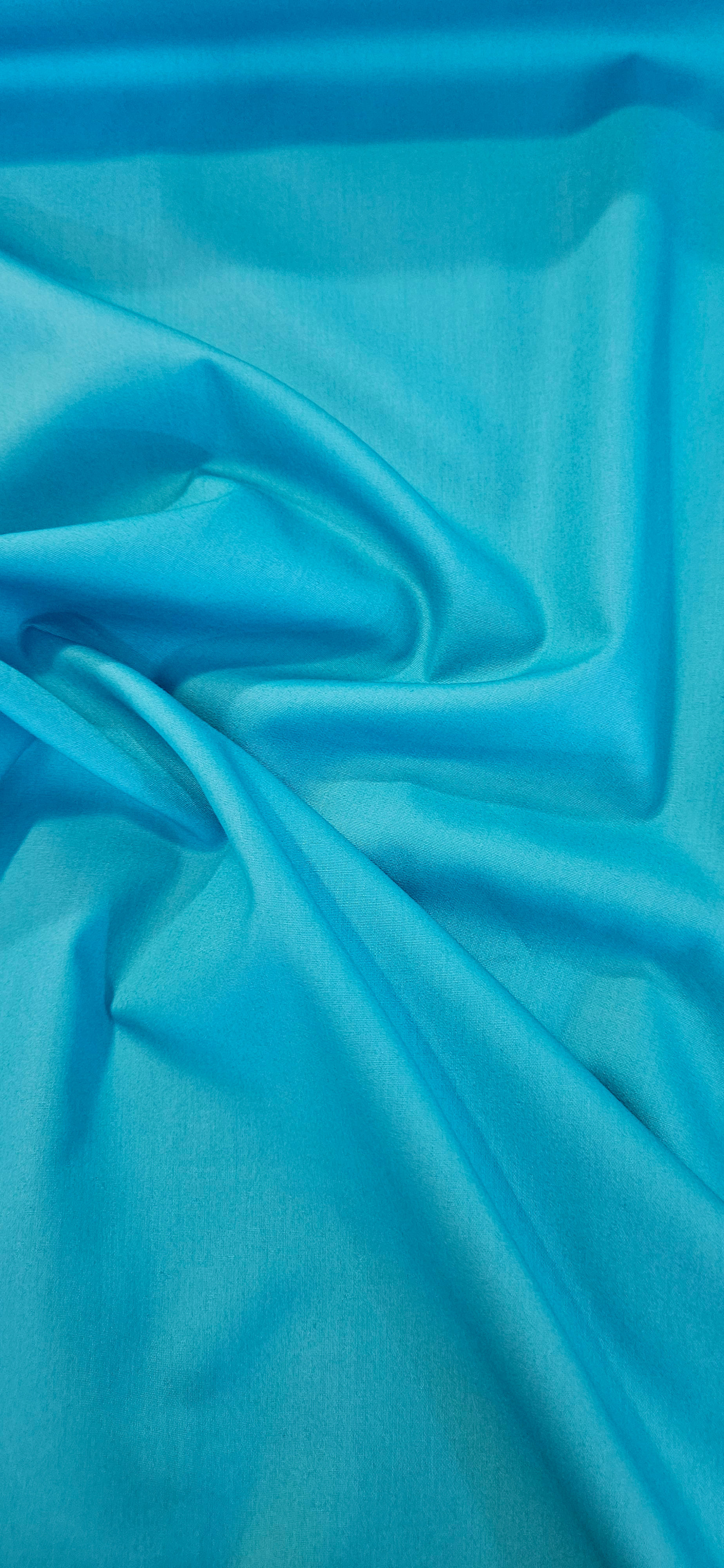 100% Cotton poplin Rose and Hubble