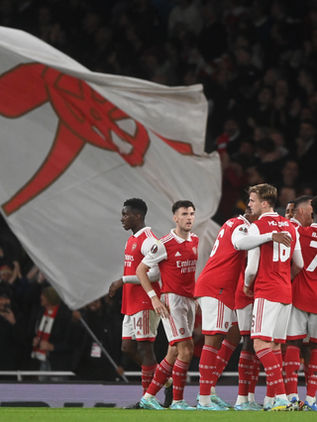 Xhaka clasifica al Arsenal