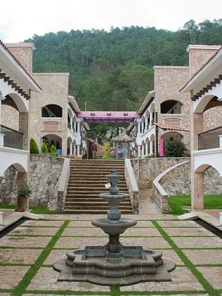 Trabajadores de la UNICH piden justicia laboral