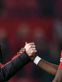 Insisten en mantener a Pogba