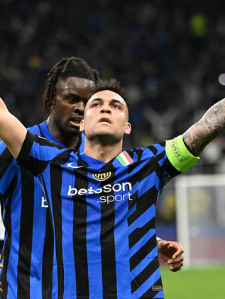 Inter le arrebata la gloria al Barcelona