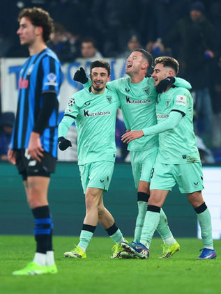 Quince minutos mágicos de Robert Navarro dan vida al Athletic