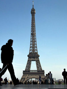 Temen disturbios con violencia en Francia