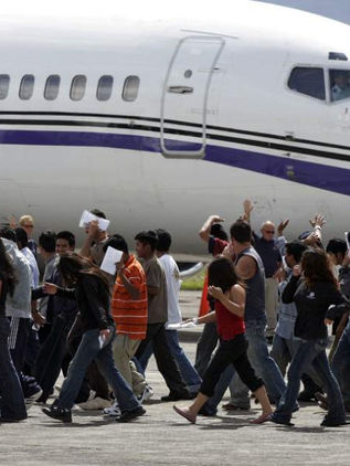 Estados Unidos rompe récord de deportaciones en la frontera