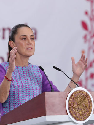 Presidenta de México rechaza cargos contra el gobernador Rocha Moya sin evidencias