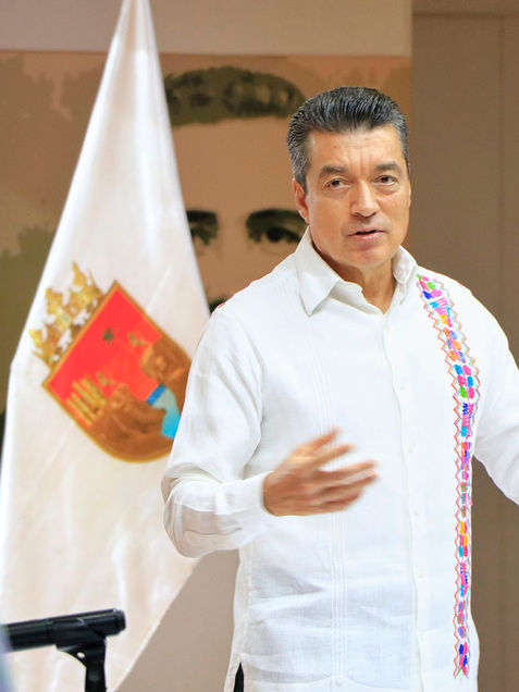 Con unidad y profesionalismo afrontamos la emergencia sanitaria: Rutilio Escandón