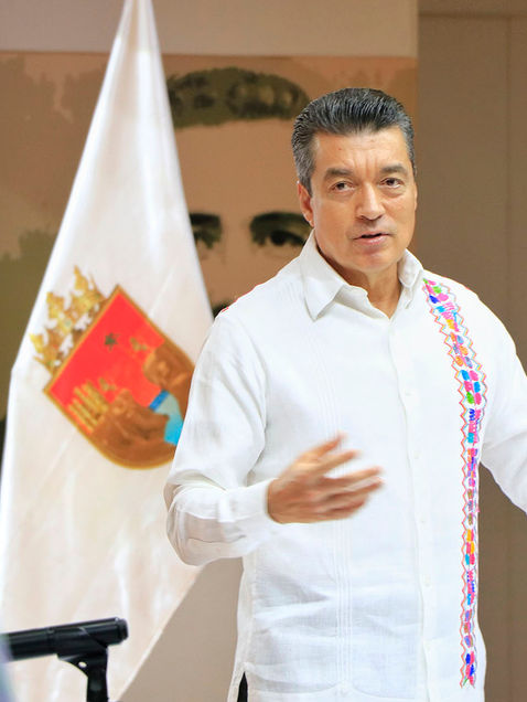 Con unidad y profesionalismo afrontamos la emergencia sanitaria: Rutilio Escandón