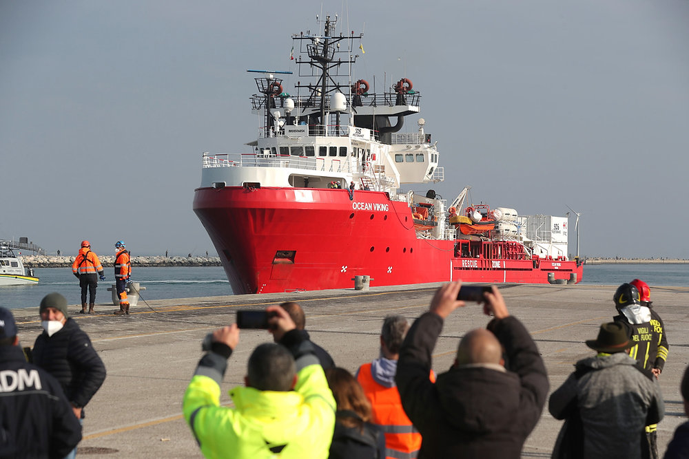 El barco Ocean Viking retoma los rescates pese a la nueva estrategia ...