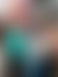 Valeria Rosales y Margarita Sarmiento entregan canastas alimentarias en Villaflores