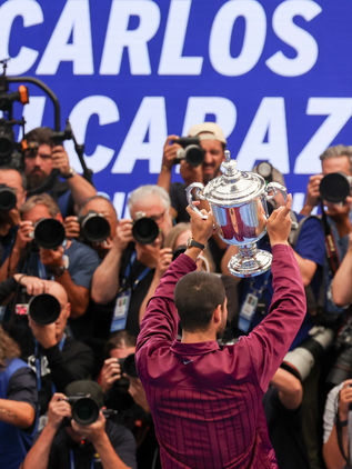 Alcaraz reconquista Nueva York y asalta el número uno del mundo