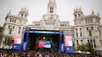 Más de 85.000 personas llenan la plaza de Cibeles en un festival de música cristiana
