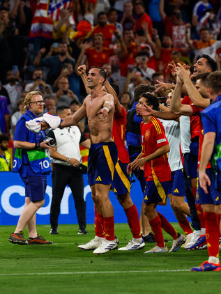 Yamal desenmascara a la Francia de Mbappé
