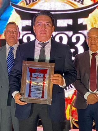 Destaca a sus entrenadores