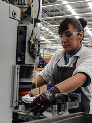 Pierde economía mundial 26% del PIB por inequidad de género