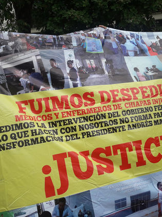 Médicos encaran a secretario de salud por adeudo de sueldos