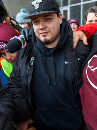 Cargos por tráfico contra salvadoreño Ábrego García serían represalia de EEUU, según juez