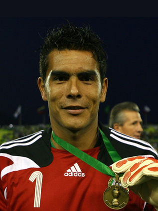 Oswaldo prefirió el dinero