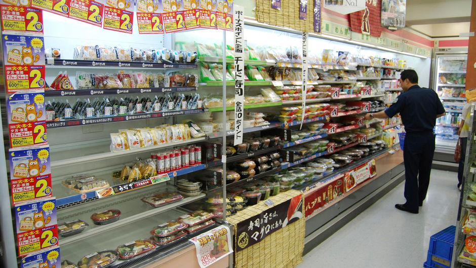 El consumo de alimentos ultraprocesados elevan el riesgo de enfermedades crónicas y muerte prematura, advierte estudio internacional