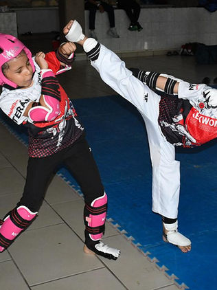 Gladiadores gana el Camp