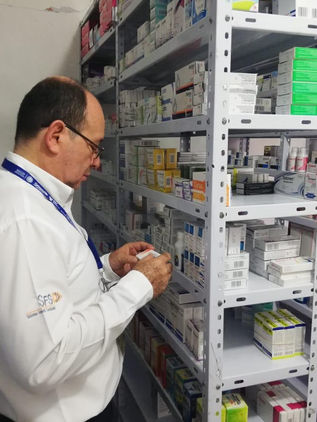 Aseguran medicamento con clave de sector salud en farmacias particulares