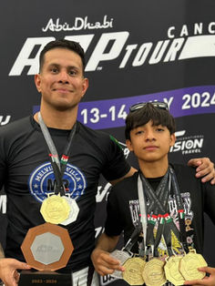 Consiguen medallas en Cancún