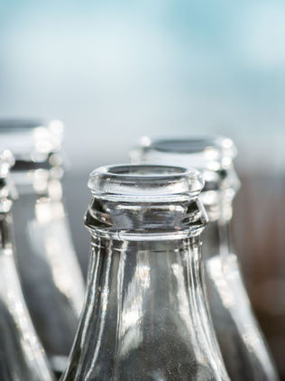 Envases retornables disminuirían contaminación marina por PET