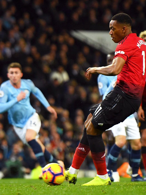 Pep gana la partida a Mou