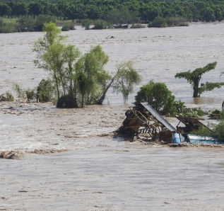 Sudáfrica envía ayuda por inundaciones a Malawi, Mozambique y Zimbabwe