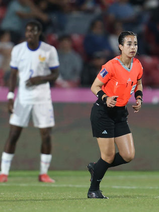 Katia García lidera la terna arbitral en el Grupo F de la Copa del Mundo