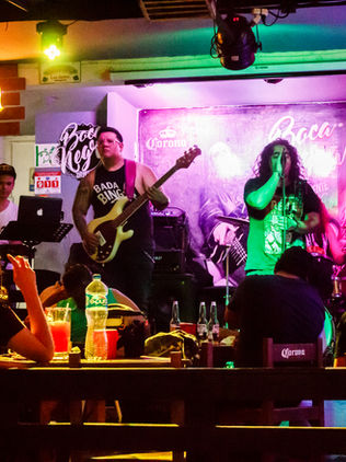 El sentimiento se expresa en forma de Rock and Roll