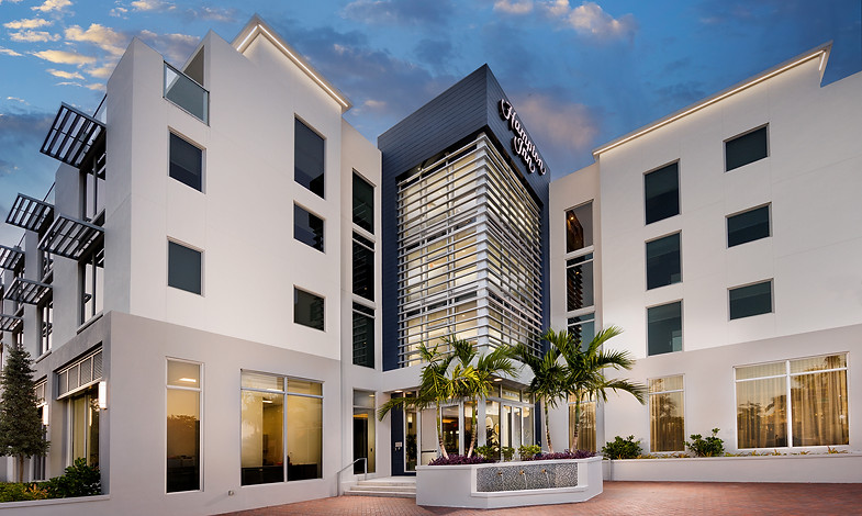 Hampton Inn _Exterior-7697-1.jpg