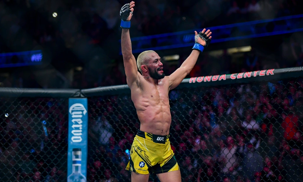brandon-moreno-deiveson-figueiredo-ufc-270-64.webp