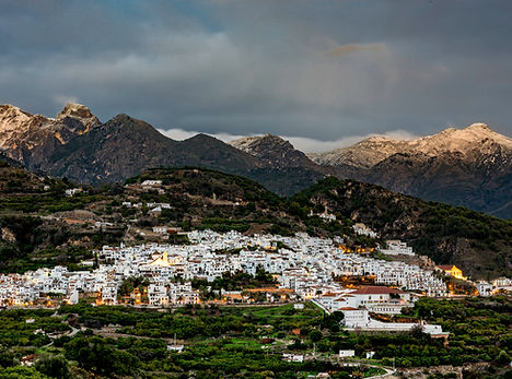 Frigilianaymontañas.jpg