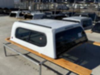 24-C TOYOTA TACOMA DC 5'2" BED - 040 SUPER WHITE PAINT