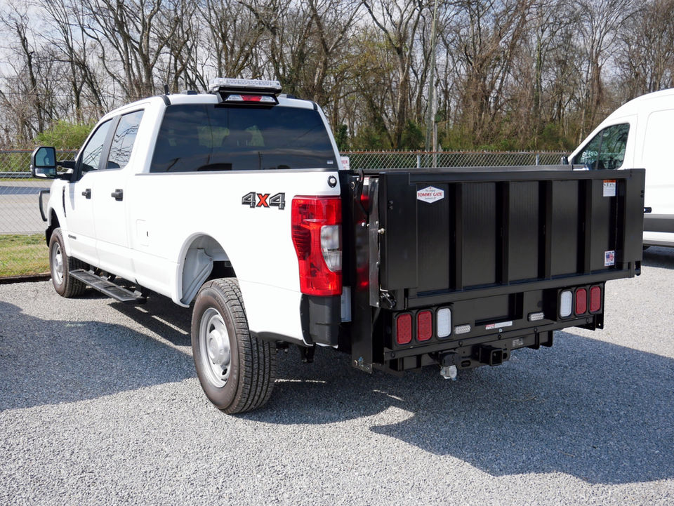 Tommy Gate, truck lift gate, truck accessories, commercial truck, fleet truck