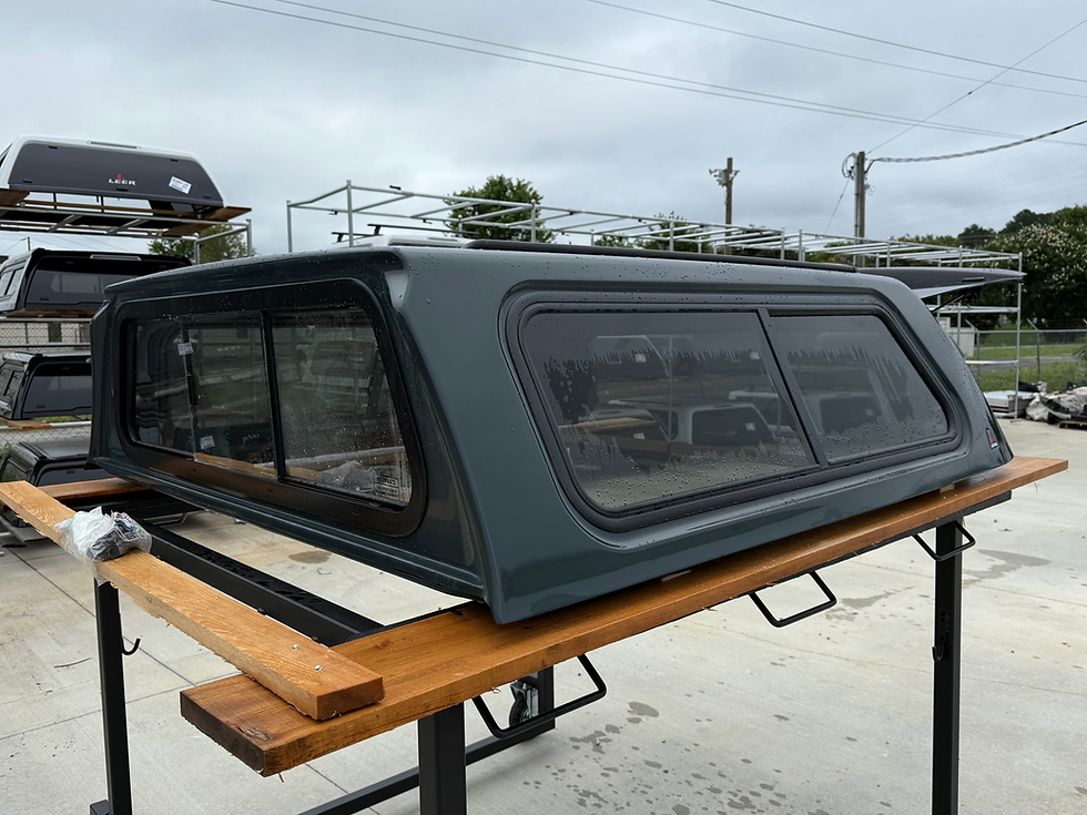 Thumbnail: 2019-C CHEVY SILVERADO 5'8" MULTIFLEX TAILGATE- GBD CYPRESS GRAY
