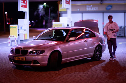 Renzo Car Shoot -02.jpg