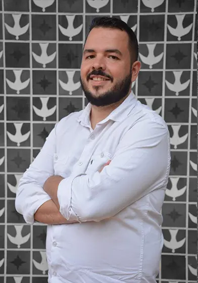 julio heleno.webp