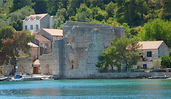 Polače bay