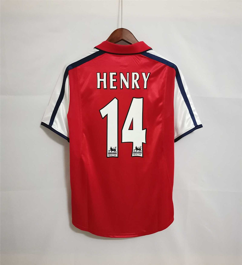 Thumbnail: Arsenal 1999-00 home shirt